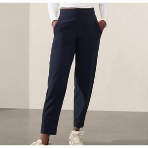 Athleta Brooklyn Mid-Rise Ankle Pant Navy Blue Textured Accents Zip Pockets Sz 4
